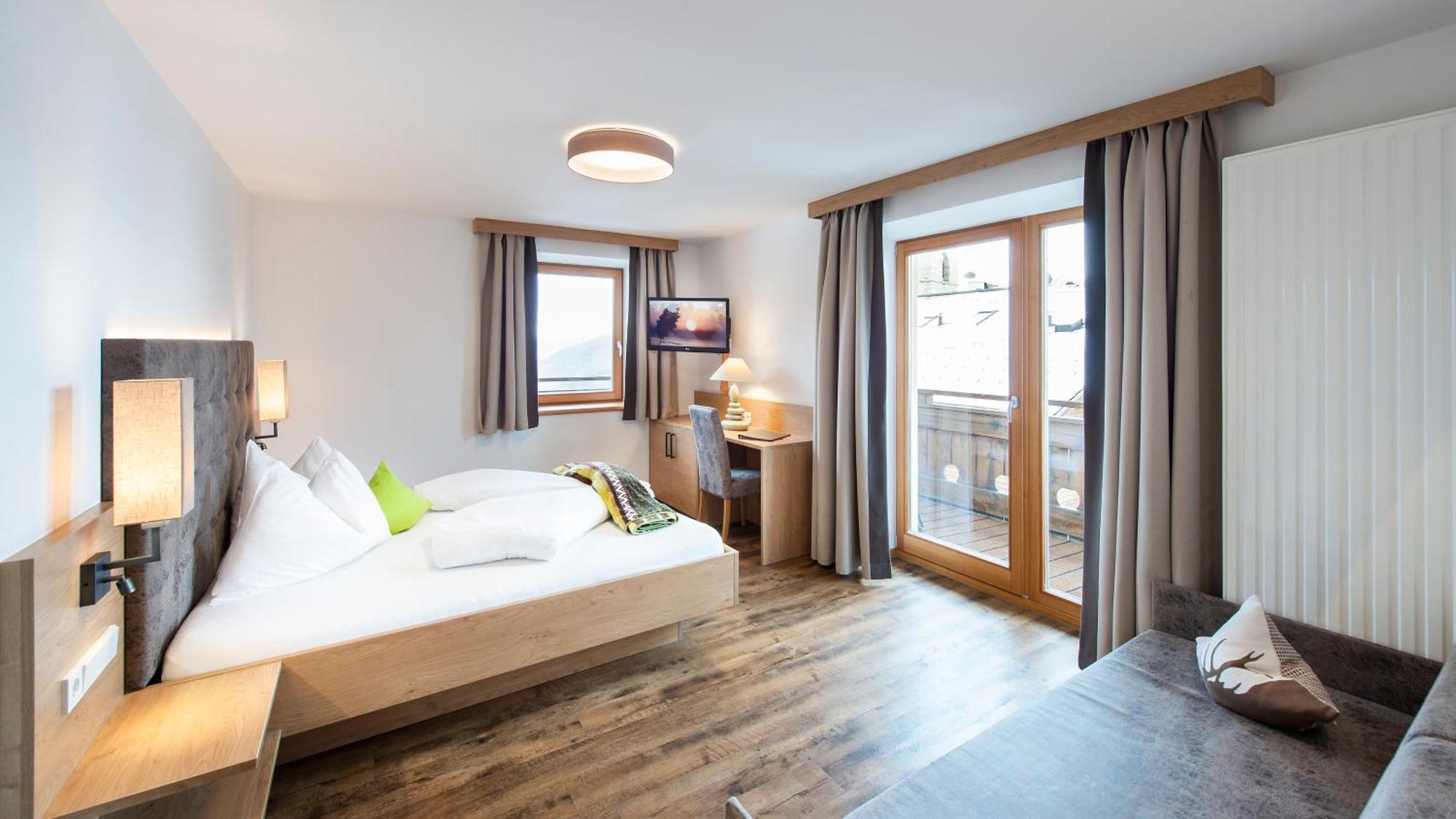 Hotel Alpenfrieden Maranza Εξωτερικό φωτογραφία