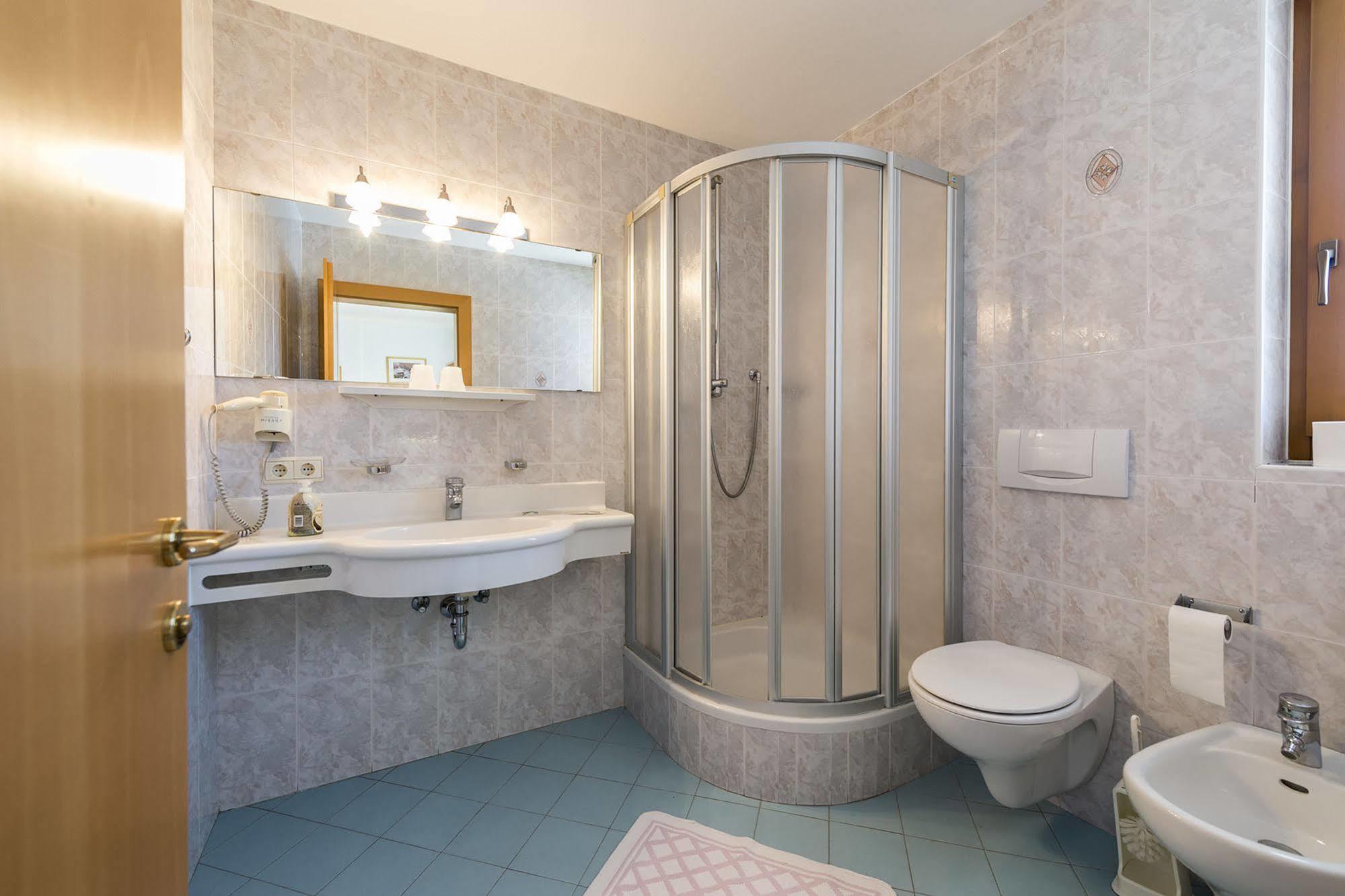 Hotel Alpenfrieden Maranza Εξωτερικό φωτογραφία
